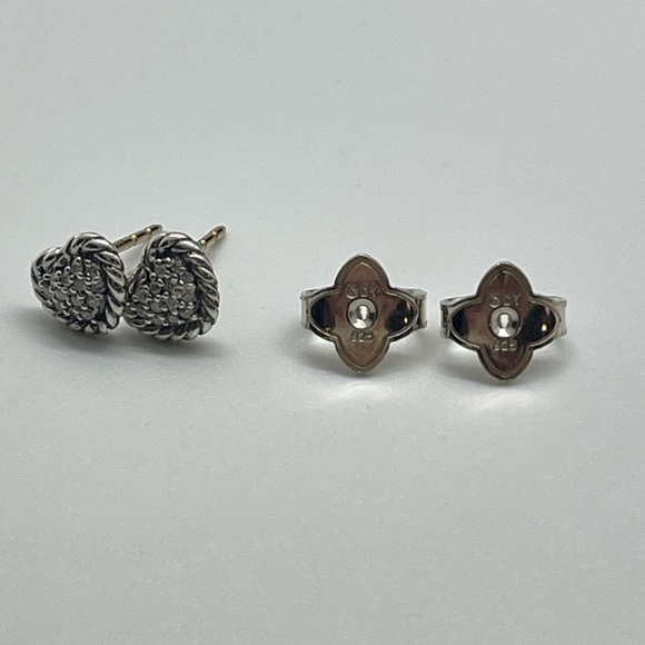 David Yurman Petite Pave Heart Earrings with Diamonds - Picture 7 of 12